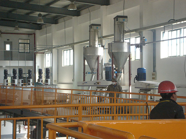 塗(tú)料生產線